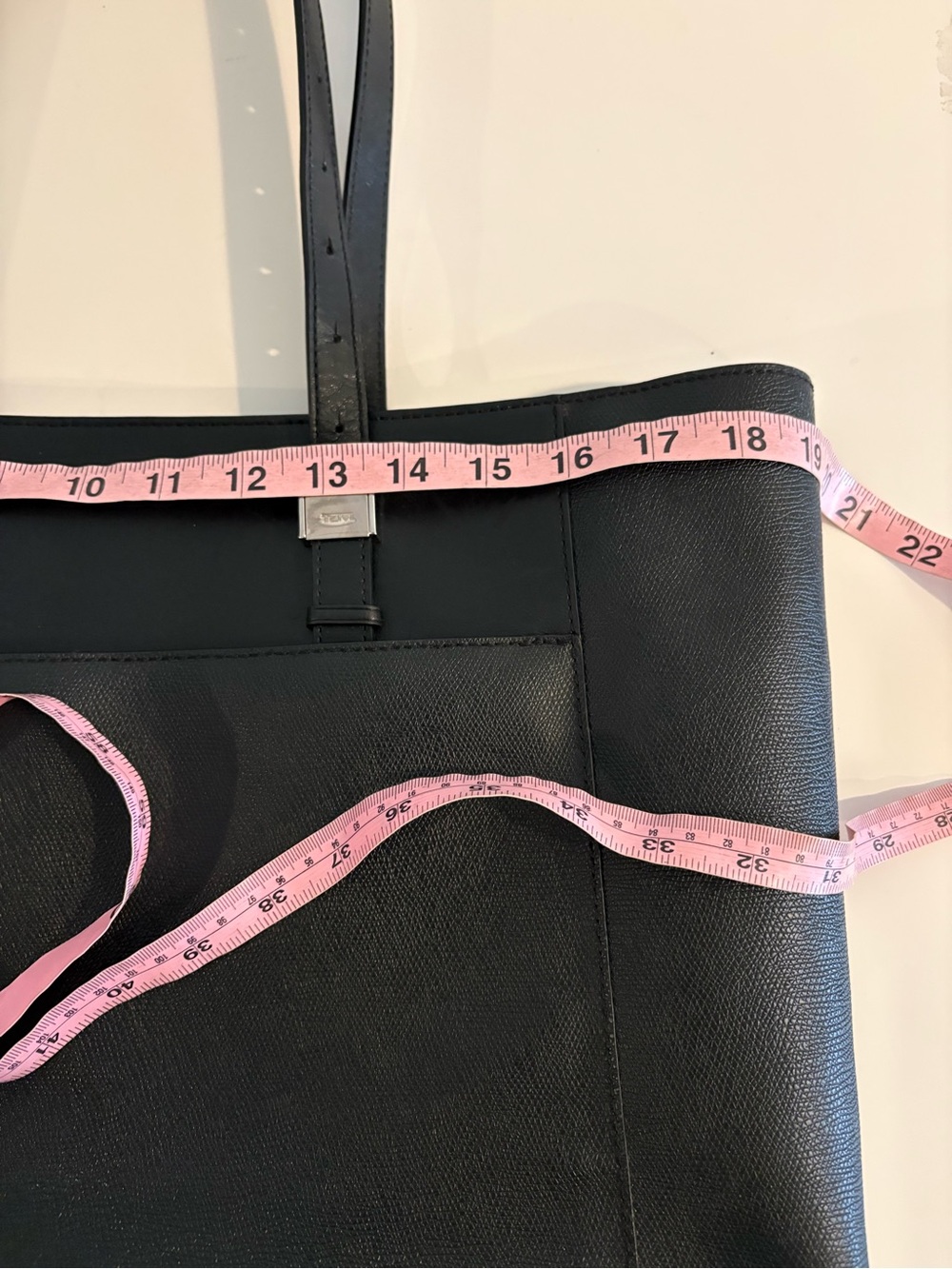 TUMI || Sinclair Nora Tote Travel Bag Laptop Work Briefcase in Black - Picture 5 of 10